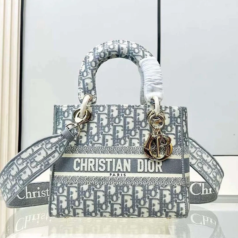 Dior Medium Lady D-Lite Bag Dior Medium Lady D-Lite Bag