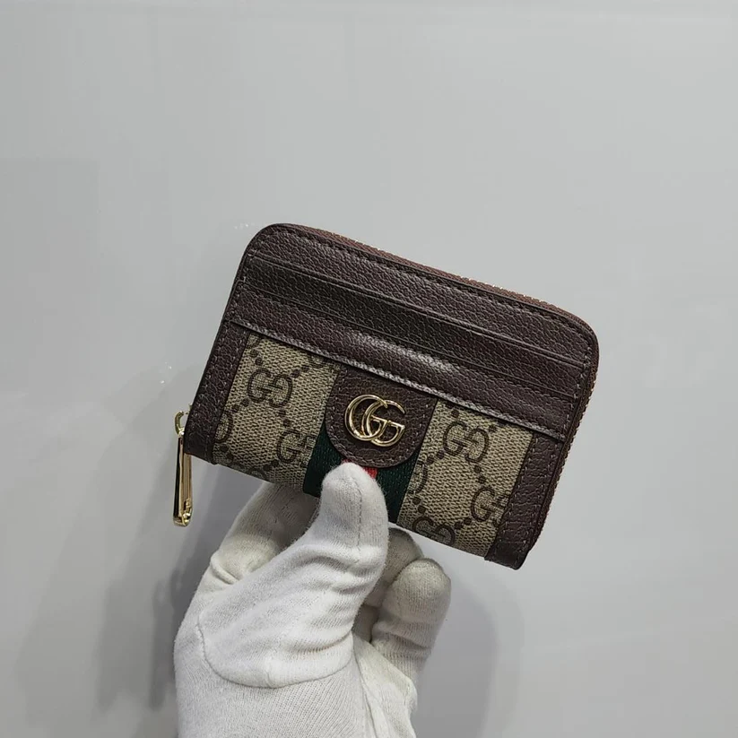 Gucci Ophidia GG wallet. Gucci Ophidia GG wallet.