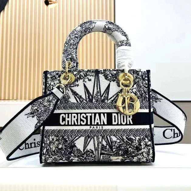 Dior Medium Lady D-Lite Bag Dior Medium Lady D-Lite Bag