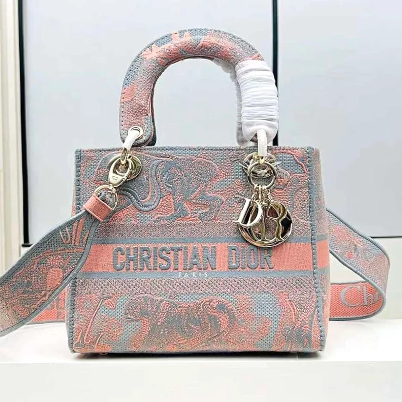 Dior Medium Lady D-Lite Bag Dior Medium Lady D-Lite Bag