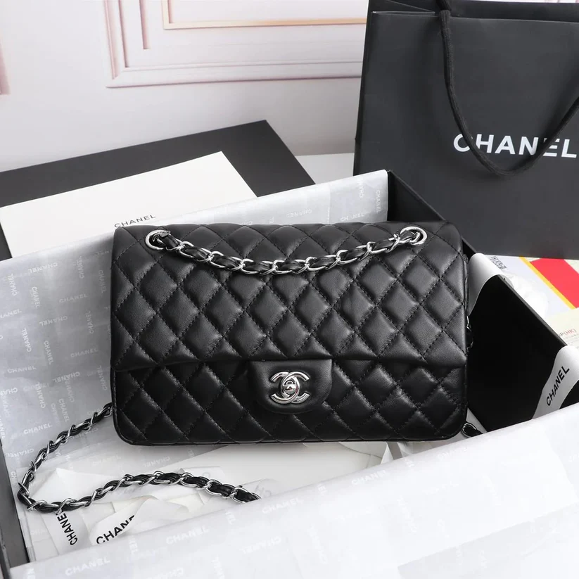 Chanel Classic Flap Bag Chanel Classic Flap Bag